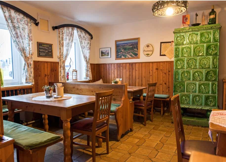 Bandensponsor Alhartinger Hof Wirtshaus | Leonding Tischtennis Leonding | Bandensponsor Alhartinger Hof Wirtshaus | Leonding