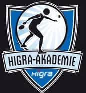 HIGRA TISCHTENNIS – SPORT HUBER Sportliches Logo der Higra-Akademie mit dynamischer Silhouette und blauem Schild.