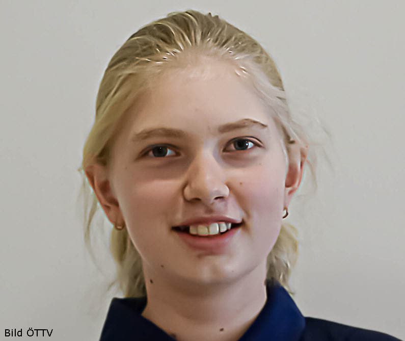Elina Fuchs und Petr Hodina gewinnen den U19-Heimgipfel. Elina Tischtennisspieler Österreich Bild